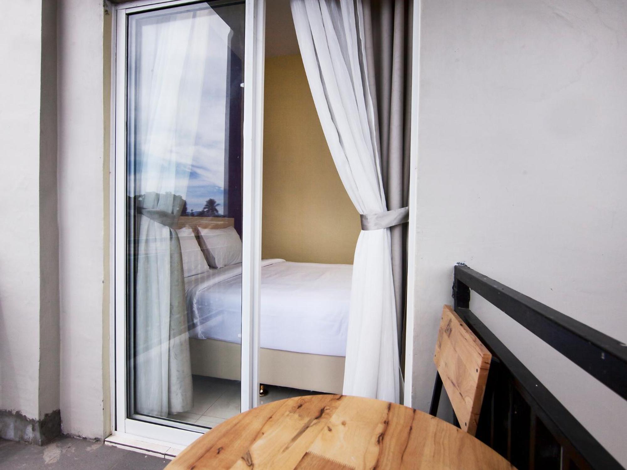 Rap Hotel Balige Esterno foto